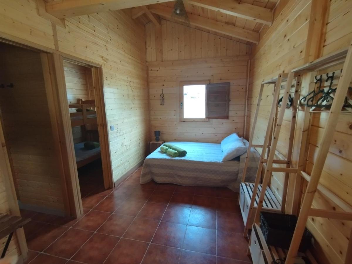 Camping La Zarapica - Palacios Del Sil Exterior photo